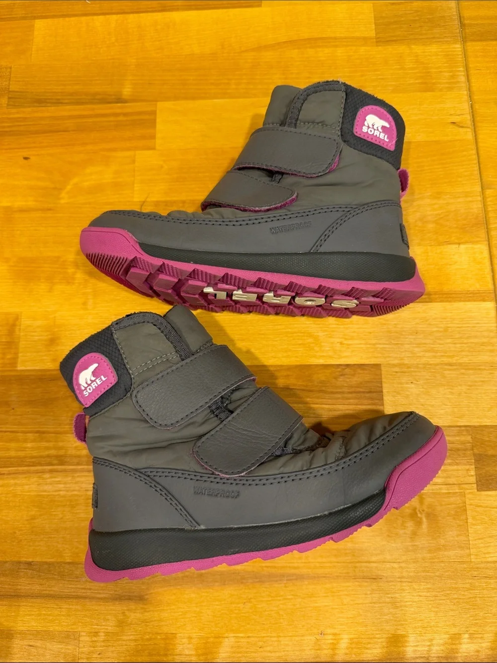 Sorel Kids Gray and Pink Insulated Strap Snow Boots